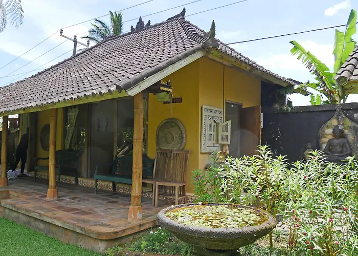 Mountain Retreat Hotel 2*