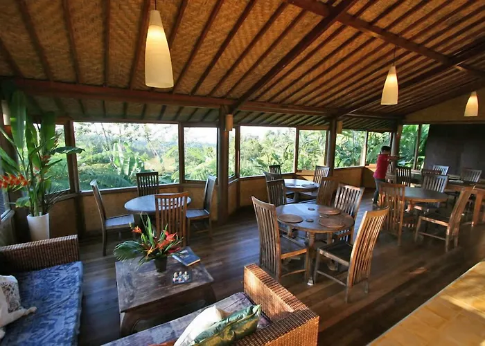 Mountain Retreat Hotel 2*